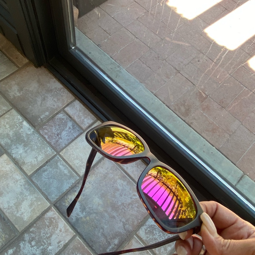 Puma sunglasses rand new with tag.